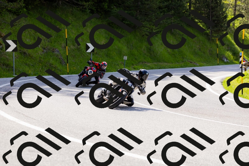 202506071555-_04A0455_c3_