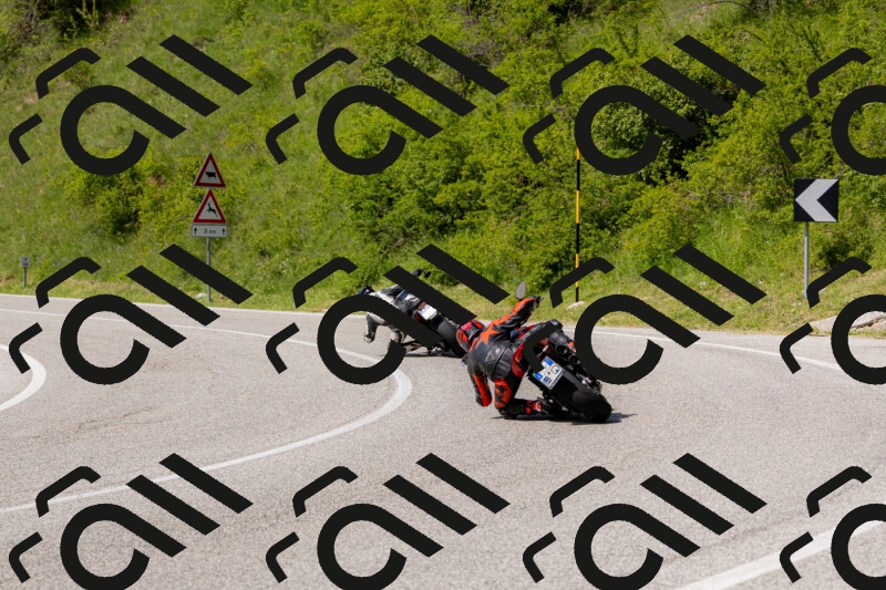 202506071555-_04A0461_c3_