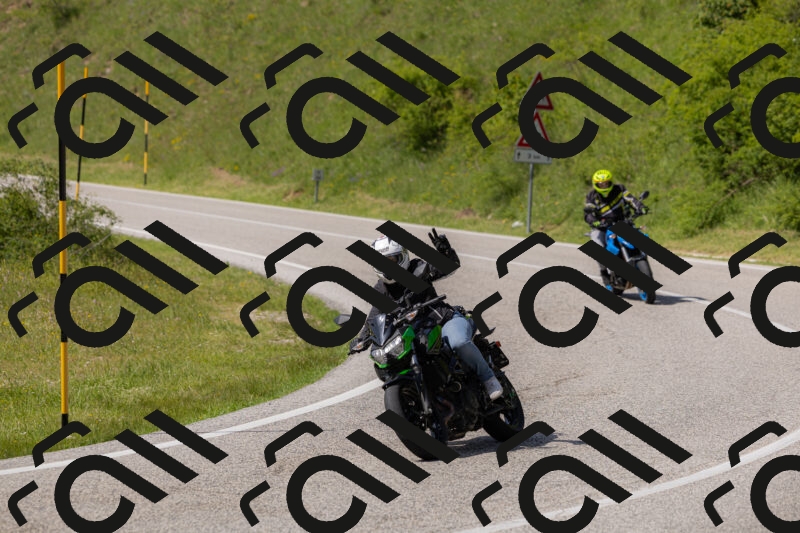 202506071602-_04A0533_c3_