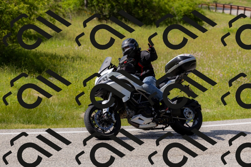 202506071610-_04A0591_c3_