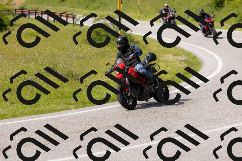 202506071610-_04A0594_c3_