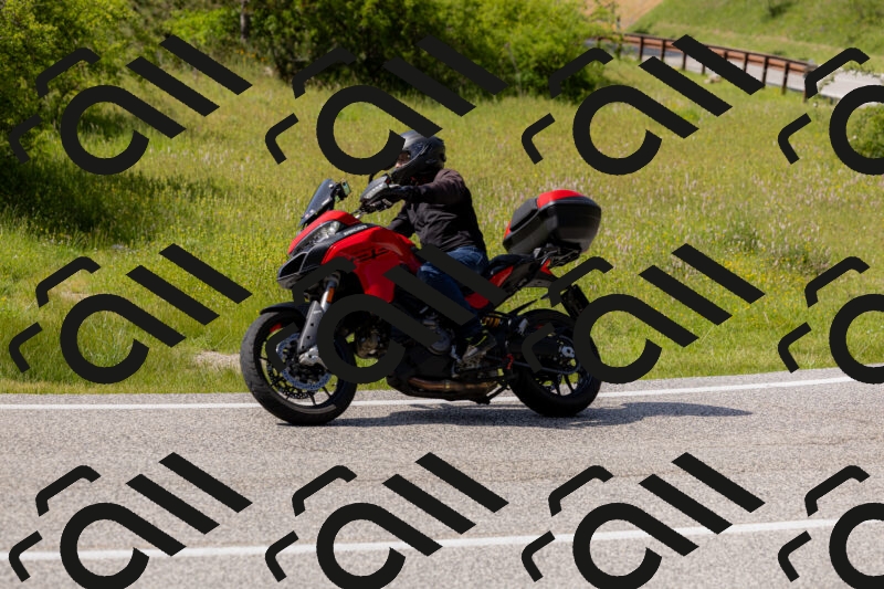 202506071610-_04A0598_c3_