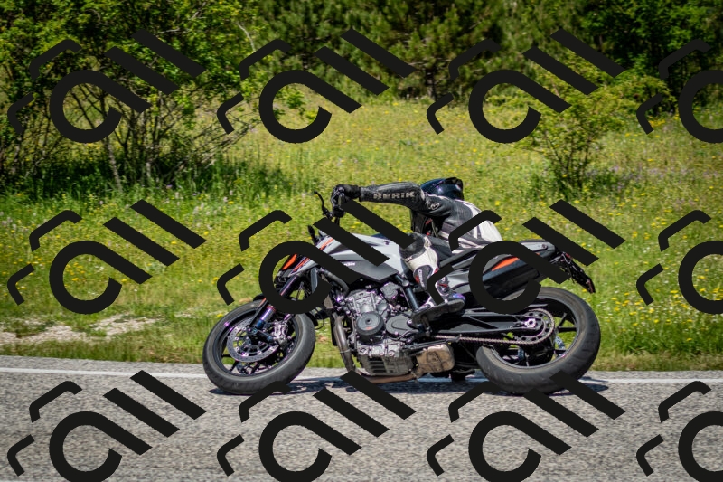 202506071211-DSC_5177_c2