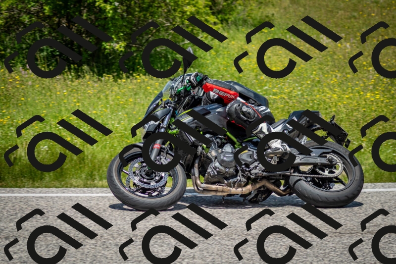 202506071244-DSC_5446_c2