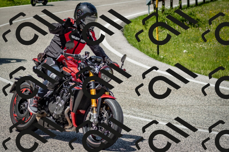 202506071252-DSC_5487_c2