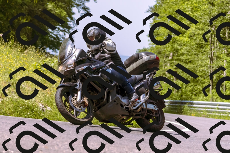 202506071057-_DSC7221_d1_