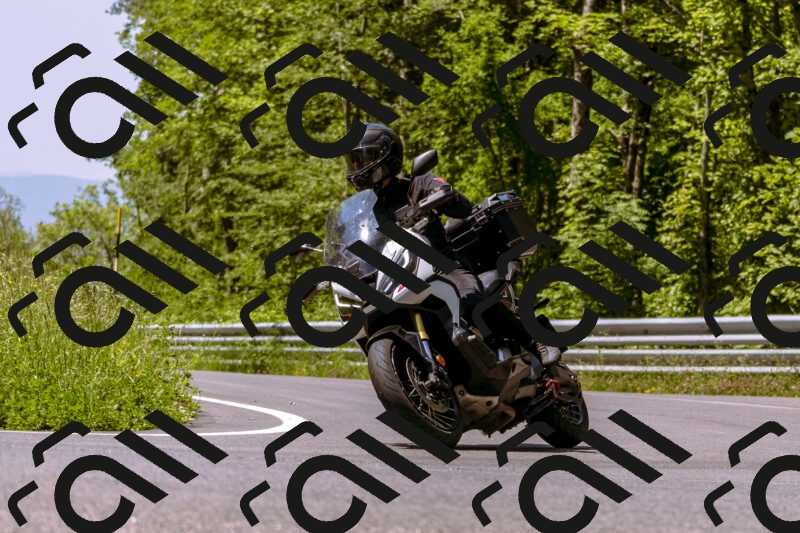 202506071141-_DSC7395_d1_