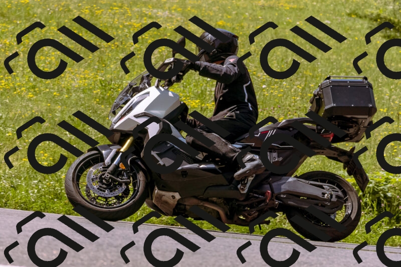 202506071141-_DSC7398_d1_