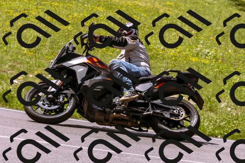 202506071150-_DSC7475_d1_