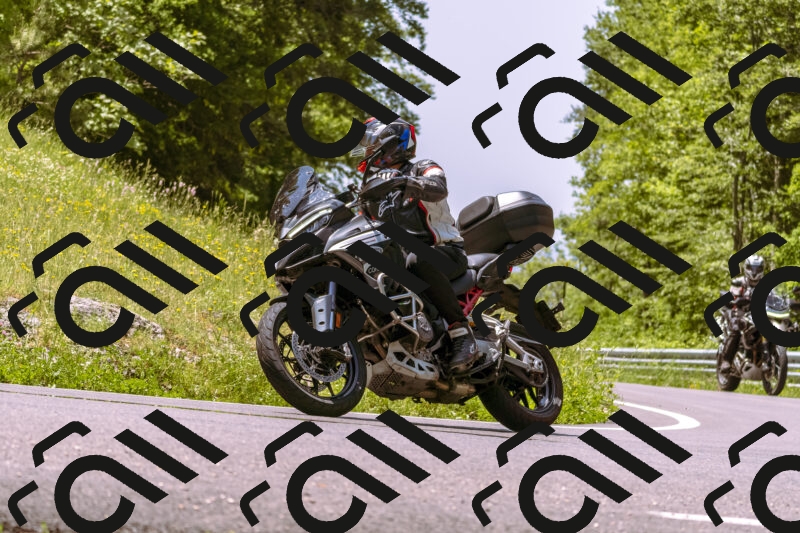 202506071212-_DSC7568_d1_