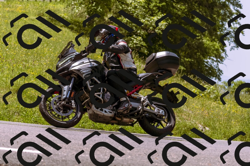 202506071212-_DSC7569_d1_