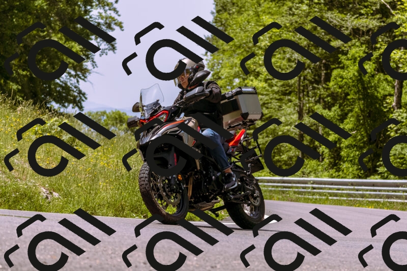 202506071212-_DSC7570_d1_