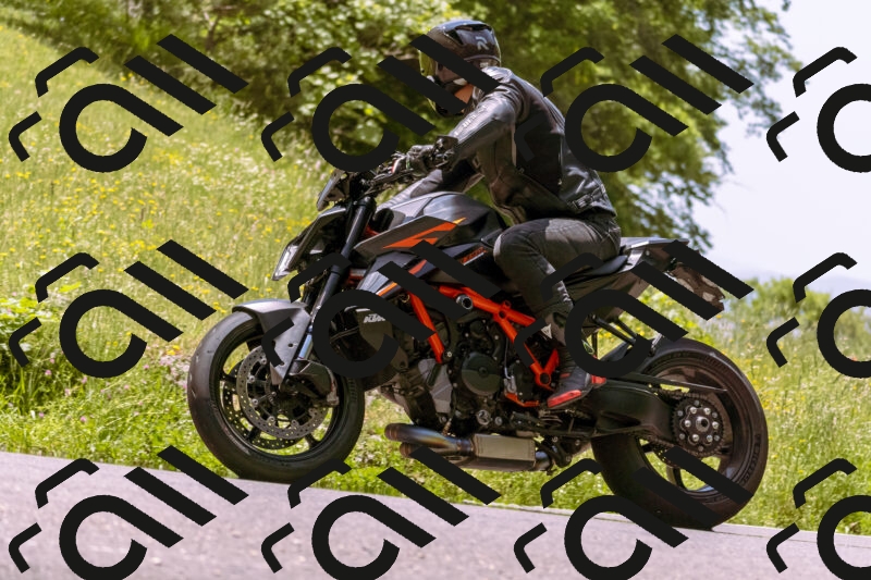 202506071222-_DSC7602_d1_