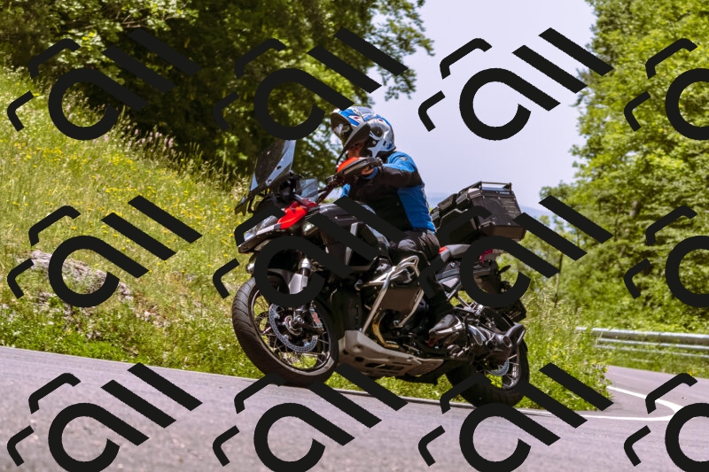 202506071229-_DSC7643_d1_