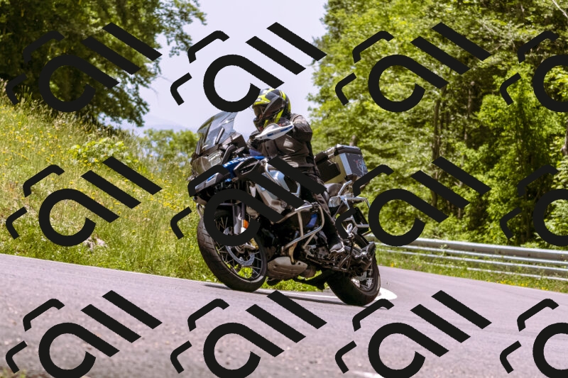 202506071229-_DSC7645_d1_