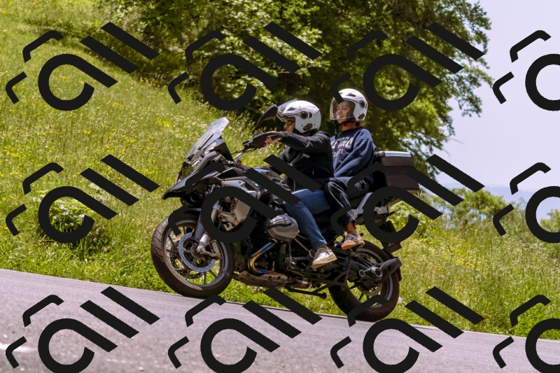 202506071229-_DSC7652_d1_