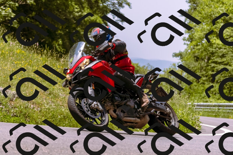 202506071234-_DSC7668_d1_