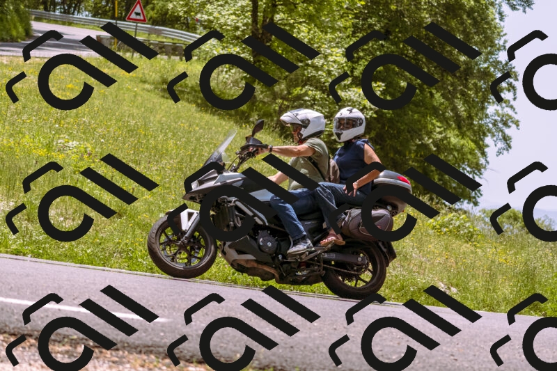 202506071242-_DSC7682_d1_