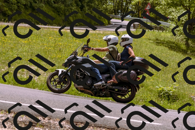 202506071242-_DSC7683_d1_