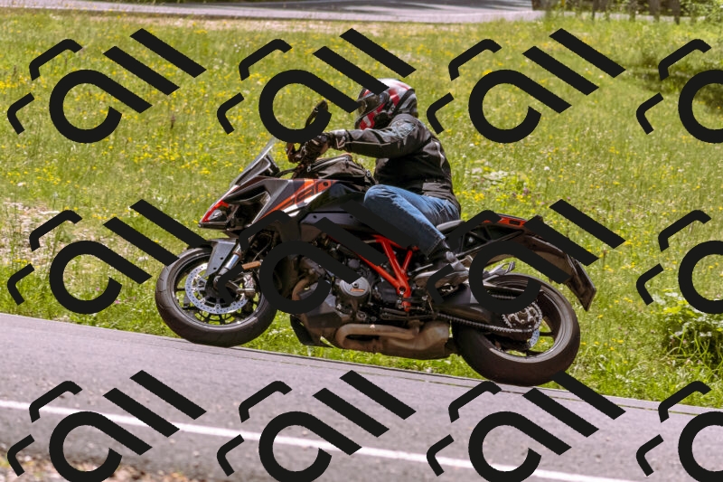 202506071245-_DSC7687_d1_