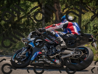 20250608104207-_Z628539_am_