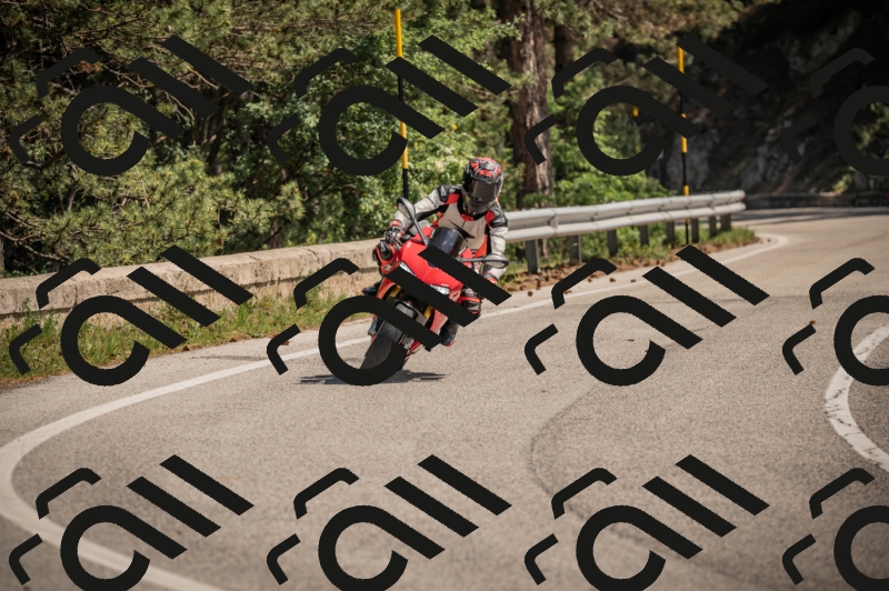 20250608110135-_Z628673_am_