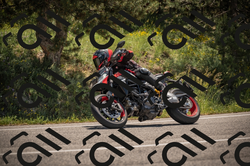 20250608113423-_Z629045_am_