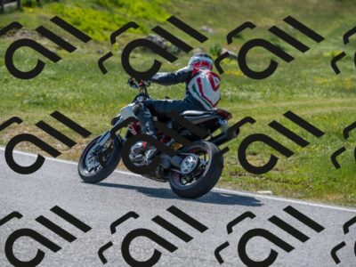 202506081031-M22_1999_m2_