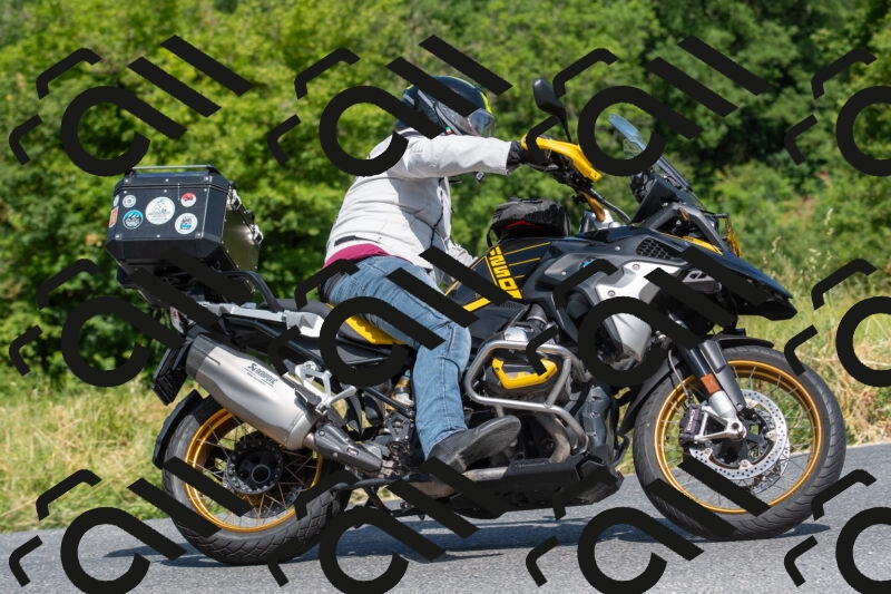 20250607104438-R01_1498_r1