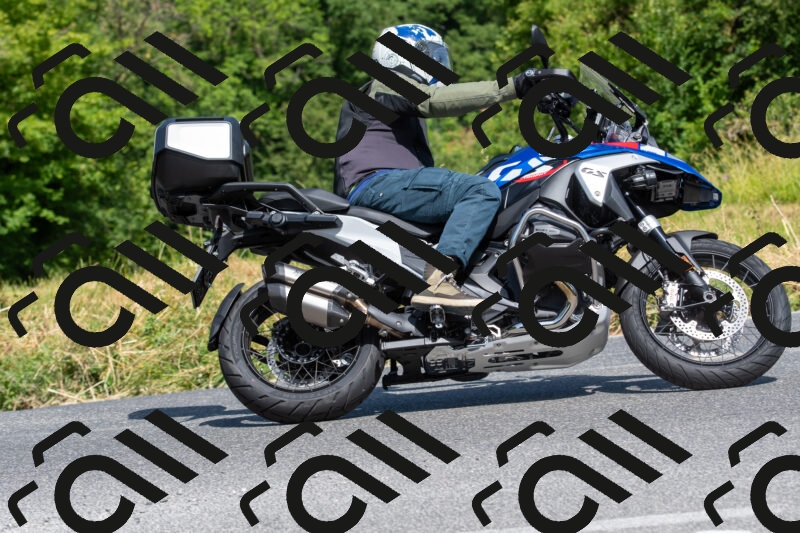 20250607104440-R01_1504_r1