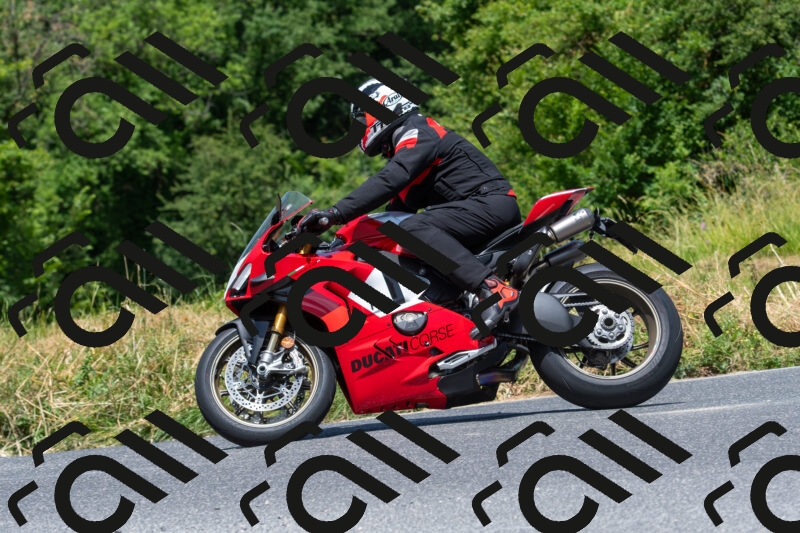 20250607120053-R01_1946_r1