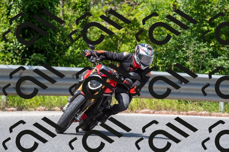 20250607120517-R01_1973_r1