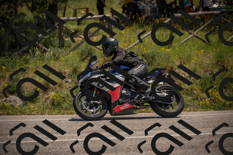 20250608123104-_Z629899_am_