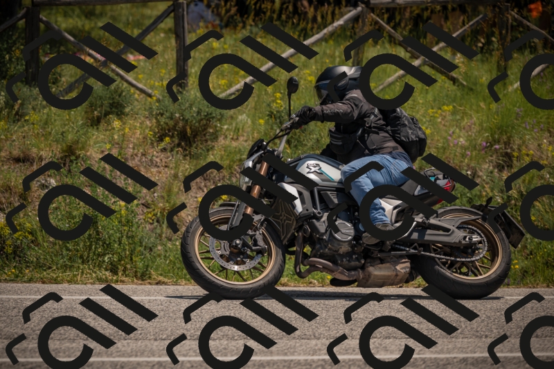 20250608123222-_Z629934_am_