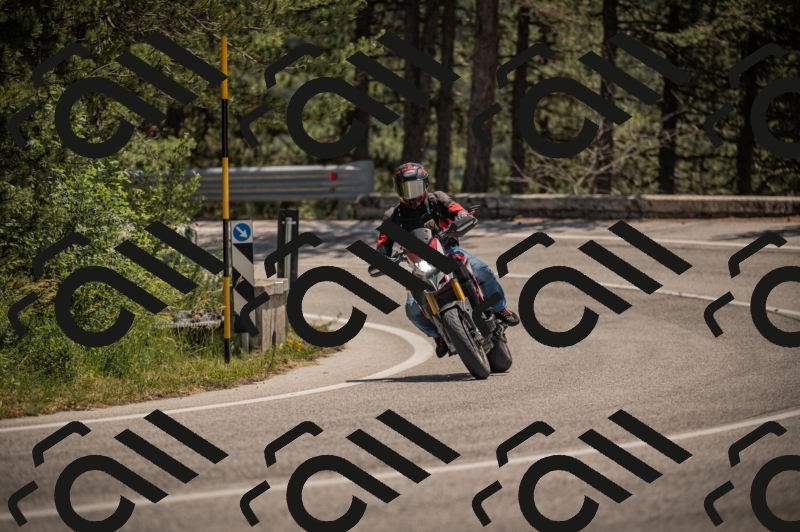 20250608123308-_Z629940_am_