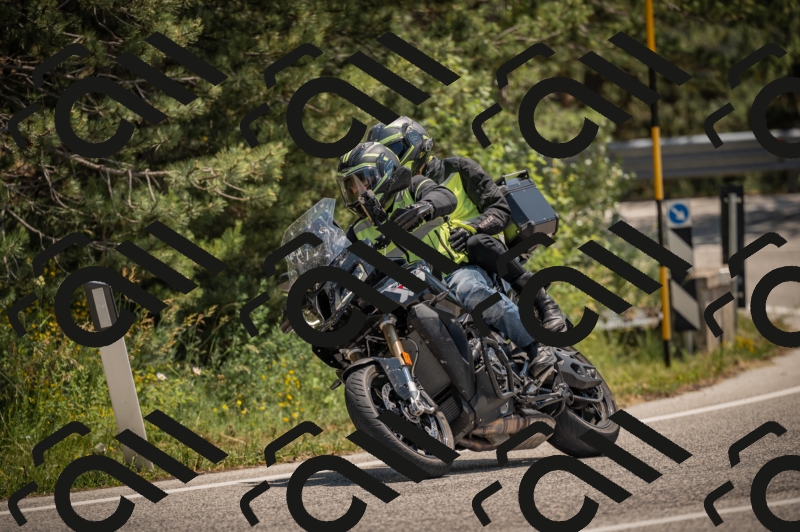 20250608123459-_Z629960_am_