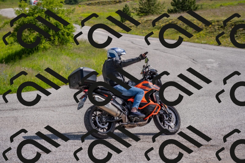 202506071030-DSC_9596_c4_