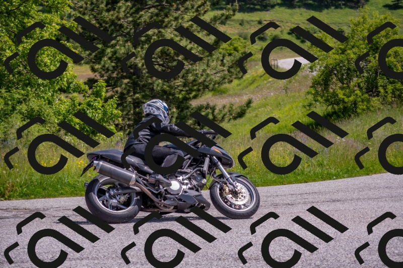 202506071134-DSC_9851_c4_