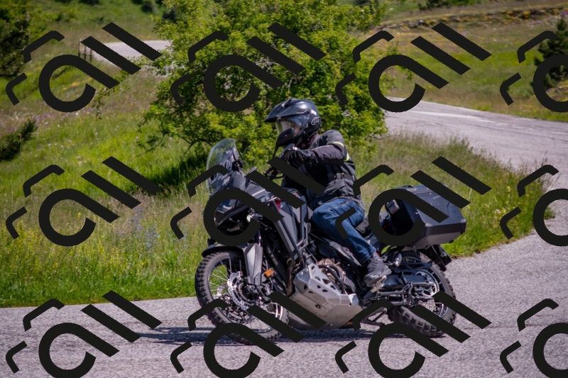 202506071141-DSC_9907_c4_