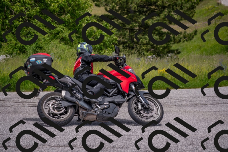 202506071335-DSC_0717_c4_