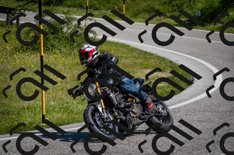 202506081030-DSC_5723_c2