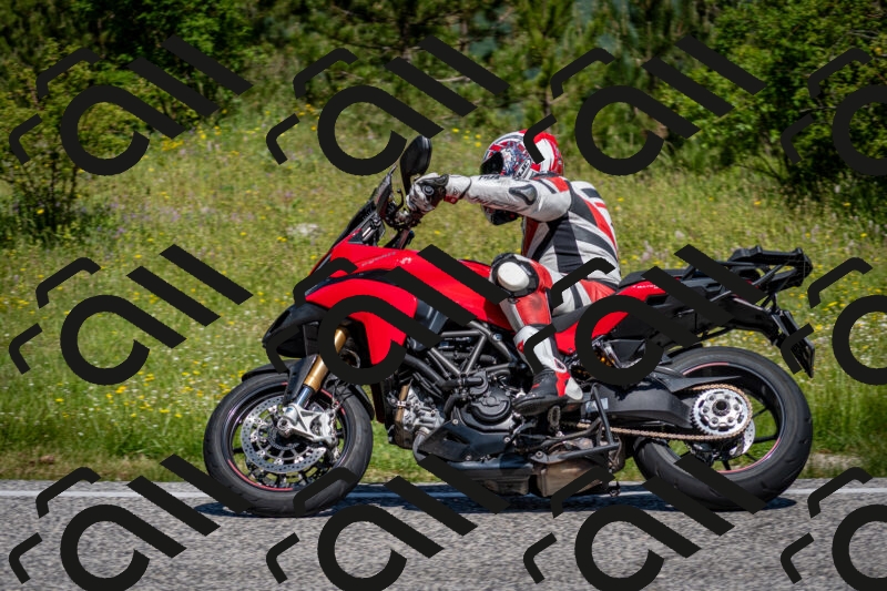 202506081111-DSC_6115_c2