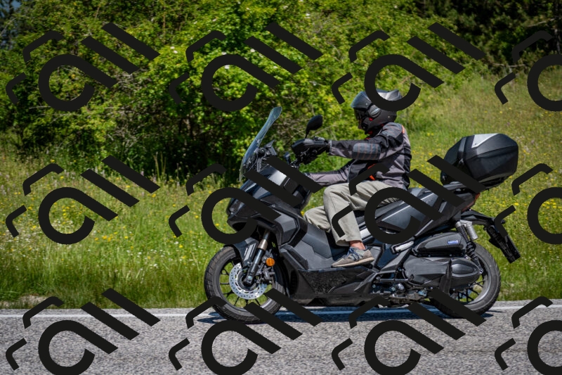 202506081145-DSC_6475_c2