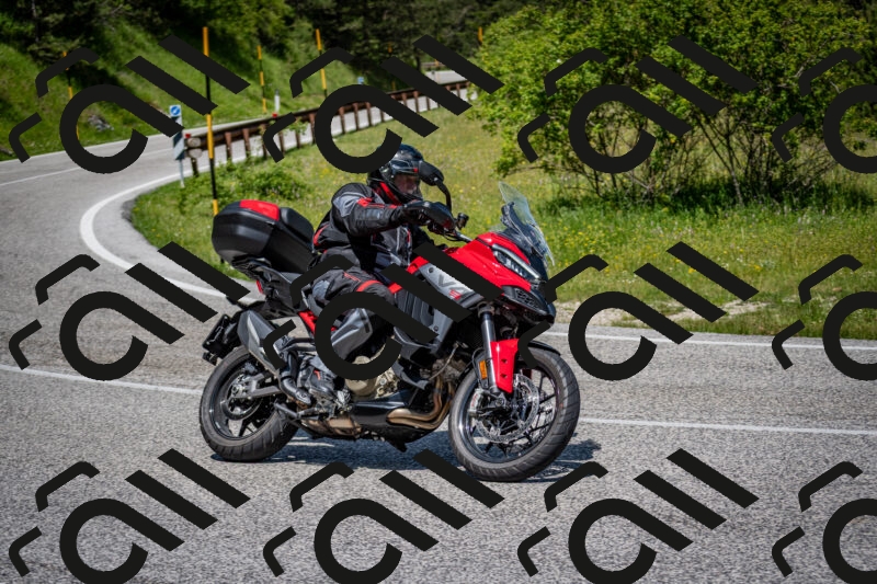 202506081200-DSC_6701_c2