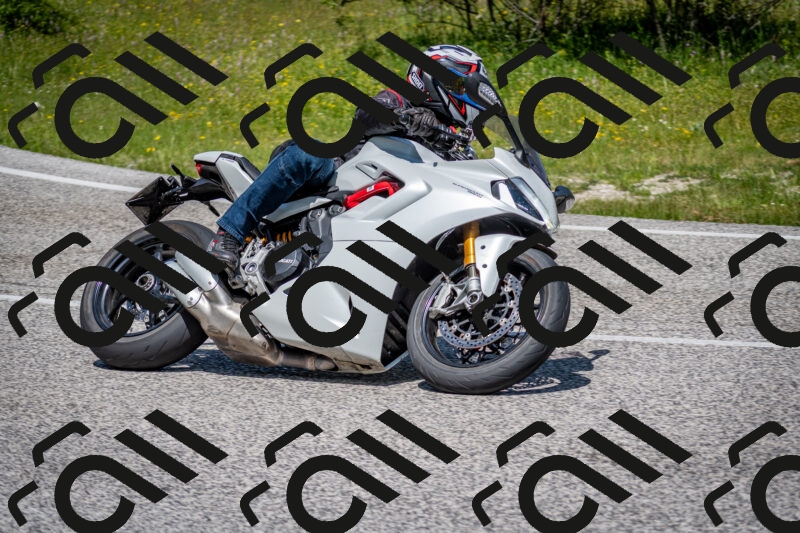 202506081209-DSC_6763_c2