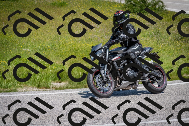 202506081215-DSC_6843_c2