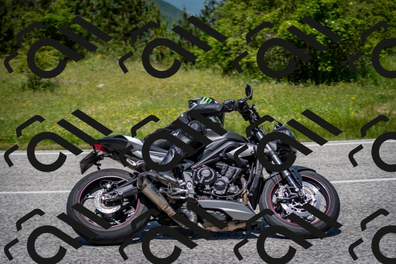 202506081225-DSC_7000_c2