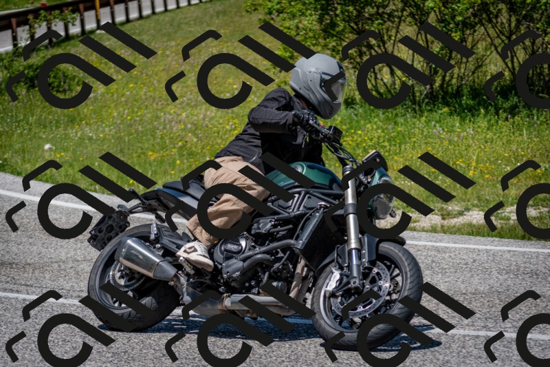 202506081227-DSC_7040_c2