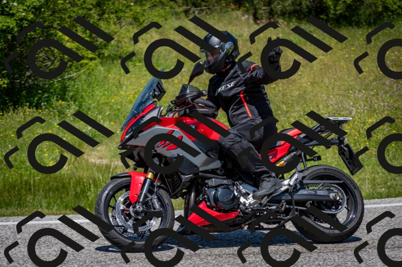 202506081235-DSC_7144_c2