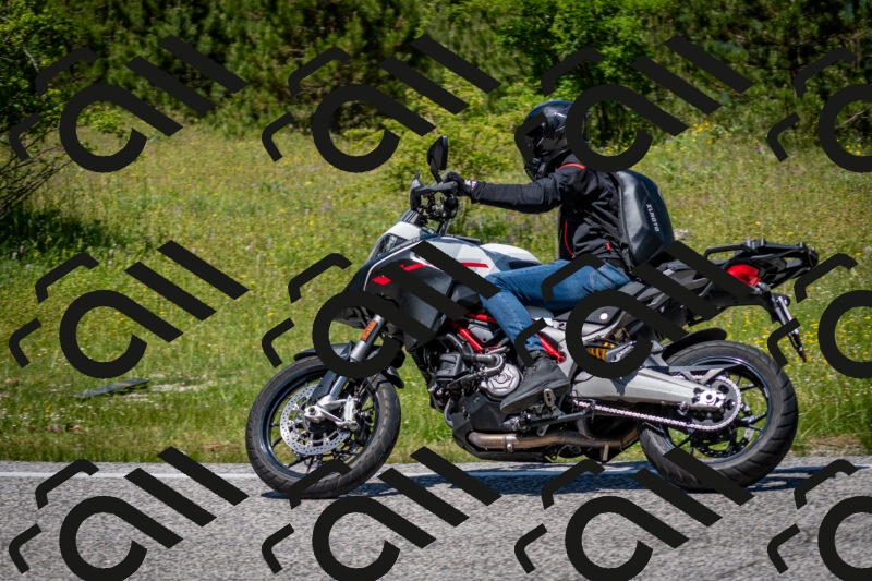 202506081247-DSC_7325_c2